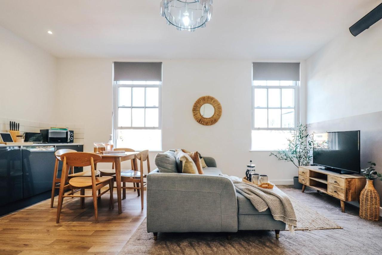 Principality View Apartment Two, By Solace Stays Cardiff Dış mekan fotoğraf