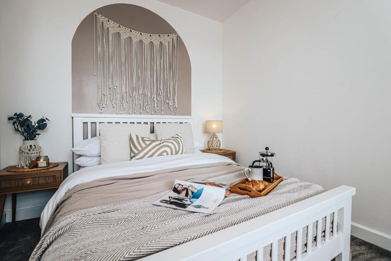Principality View Apartment Two, By Solace Stays Cardiff Dış mekan fotoğraf