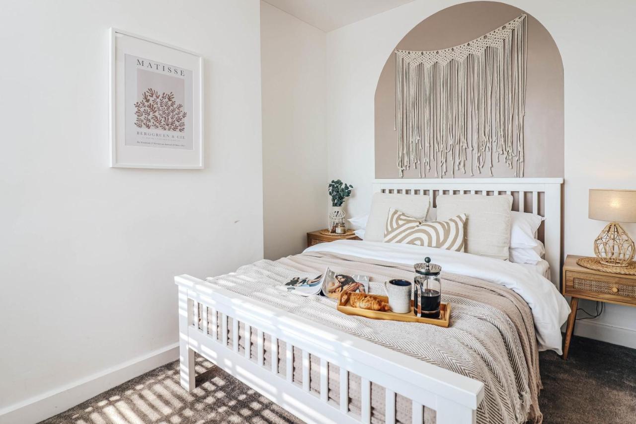 Principality View Apartment Two, By Solace Stays Cardiff Dış mekan fotoğraf