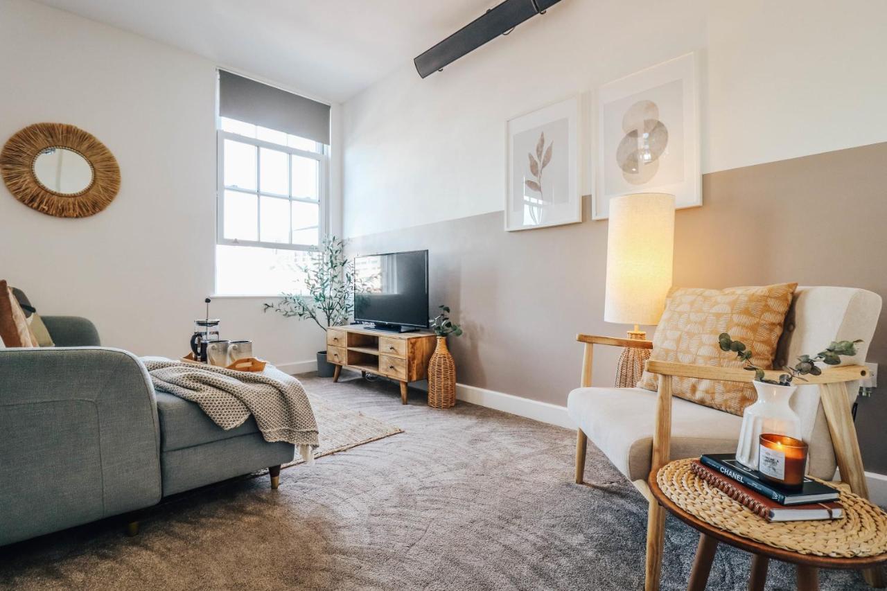 Principality View Apartment Two, By Solace Stays Cardiff Dış mekan fotoğraf